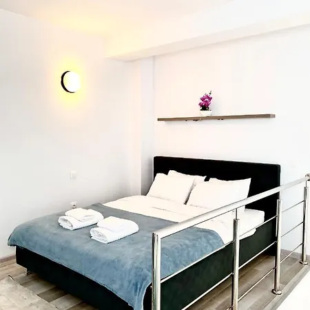 M.a.m. アパート ブラショフ